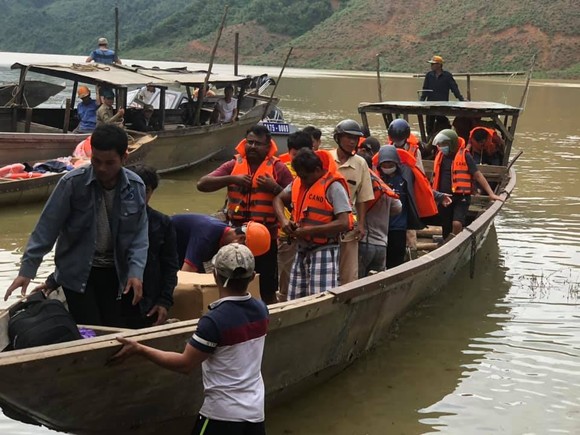 Tan hoang thủy điện Rào Trăng 3 ảnh 21