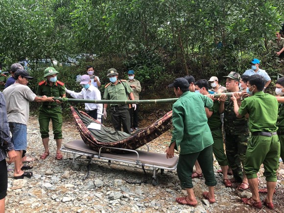 Tìm được 20 người mắc kẹt tại thủy điện Rào Trăng 4, một người đã tử vong ảnh 2