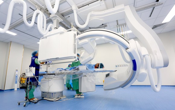 Bệnh viện Trung ương Huế Cơ sở 2 đưa hệ thộng DSA vào hoạt động ảnh 1