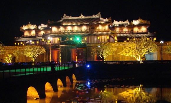 Thừa Thiên – Huế nới lỏng biện pháp phòng chống dịch Covid-19 từ 0 giờ ngày 28-9 ảnh 1