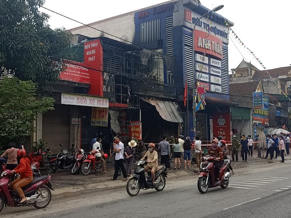Cháy cửa hàng sửa chữa, kinh doanh thiết bị ô tô khiến 2 người tử vong ảnh 6