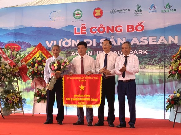 Vườn quốc gia Vũ Quang đón nhận danh hiệu Vườn di sản ASEAN ảnh 1