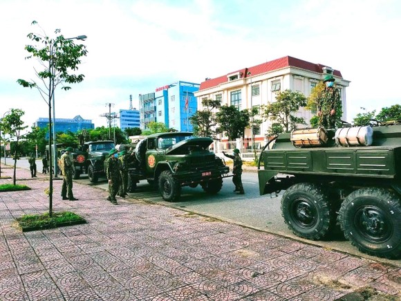 Thiết lập vùng cách ly y tế trên phạm vi toàn thành phố Hà Tĩnh ảnh 1