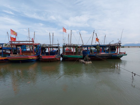 Bộ đội Biên phòng Hà Tĩnh sẵn sàng lực lượng, phương tiện phòng chống bão số 8 ảnh 4