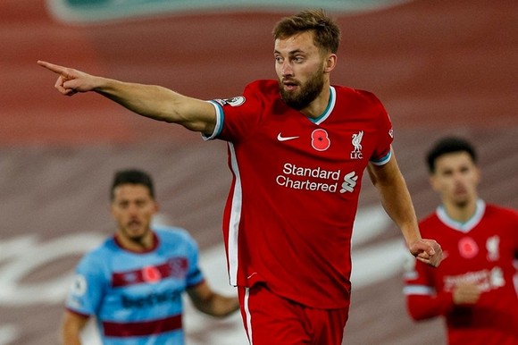 HLV Klopp chào đón những người hùng mới ảnh 1