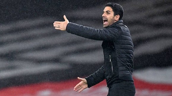 Arsenal thua sốc trên sân nhà, HLV Arteta nhận trách nhiệm ảnh 1