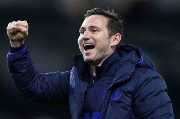Lampard tán dương tân binh, nhưng thận trọng về cơ hội đua tranh danh hiệu ảnh 1