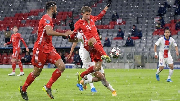 Mbappe lập cú đúp, Paris SG thắng tại hang Hùm ảnh 1