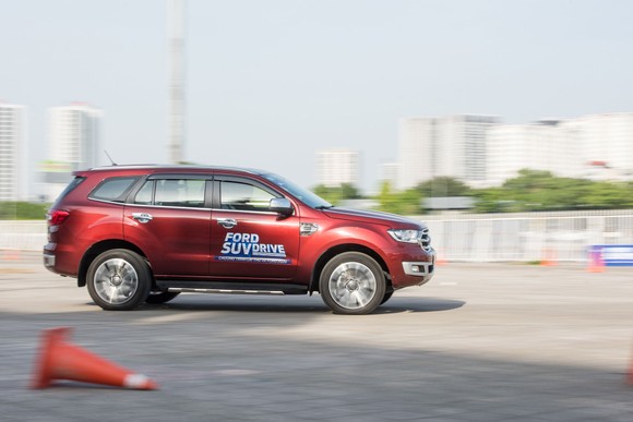 Khám phá công nghệ chống tiếng ồn, rung, xóc (NVH) - Bí mật phía sau những trải nghiệm trên xe Ford ảnh 1