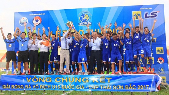 PVF tuyển sinh khóa 10, tìm kiếm tài năng trẻ trên toàn quốc ảnh 4
