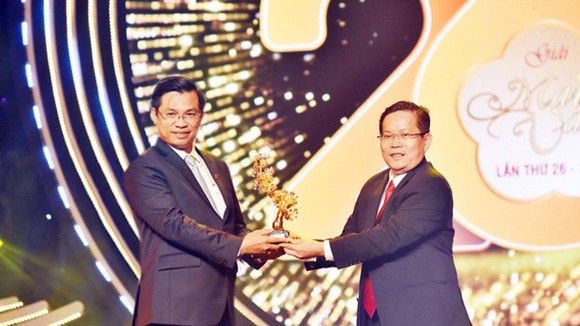 Nam A Bank tiếp tục đồng hành cùng quỹ “Mai vàng nhân ái” ảnh 1