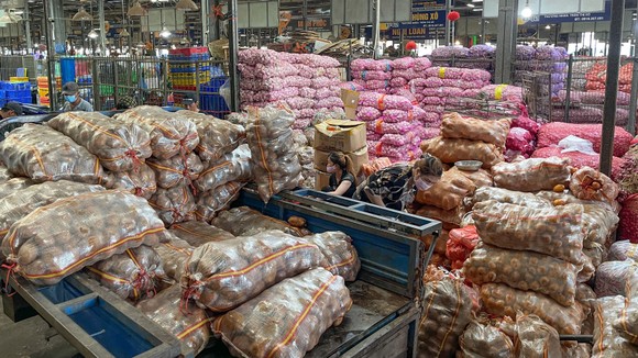 Vận chuyển hàng nông sản từ các tỉnh vào TPHCM: Không bị ách tắc, ùn ứ ảnh 1
