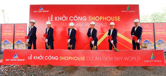 Shophouse Gem Sky World Long Thành thu hút mạnh khách hàng dịp cuối năm ảnh 1