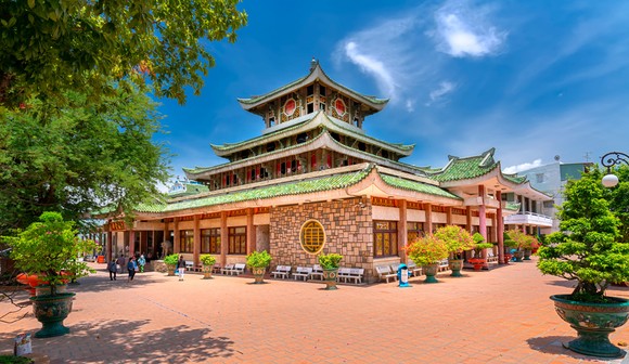 Cận tết, du khách bắt đầu 'săn tour' du xuân kết hợp lễ Phật cầu an ảnh 7