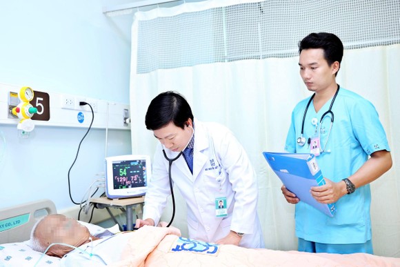 Hệ thống pháp luật về khám chữa bệnh: Cần sớm sửa đổi và hoàn thiện ảnh 1
