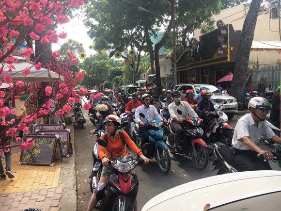 Tiến tới hạn chế xe cá nhân ảnh 1