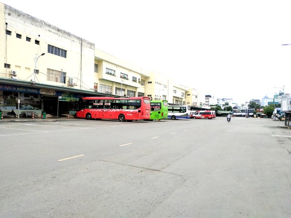 Vận tải hành khách đìu hiu mùa dịch ảnh 1