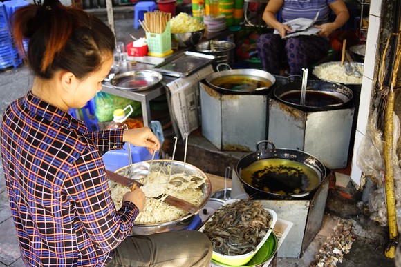 Hàng quà quê ảnh 1