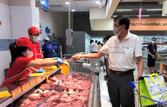 Doanh nghiệp thực phẩm duy trì sản xuất ổn định ảnh 1