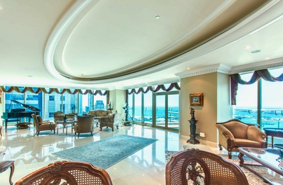 Giới siêu giàu với 'khẩu vị' xa hoa: Vị thế độc tôn, tầm nhìn triệu đô ảnh 1