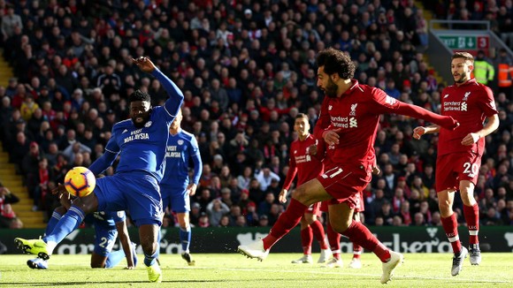 TRỰC TIẾP: Liverpool - Cardiff City: côn mưa bàn trhắng ở Anfield ảnh 1