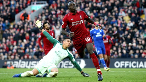TRỰC TIẾP: Liverpool - Cardiff City: côn mưa bàn trhắng ở Anfield ảnh 3