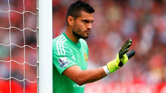 Man United đã tìm thấy người thay thế De Gea ảnh 1