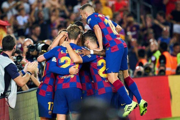 PSG và Barca đứng đâu trong danh sách 10 CLB giá trị nhất thế giới ảnh 8