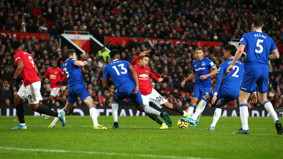 TRỰC TIẾP Man United - Everton: Cơ hội cho Quỷ đỏ ảnh 7