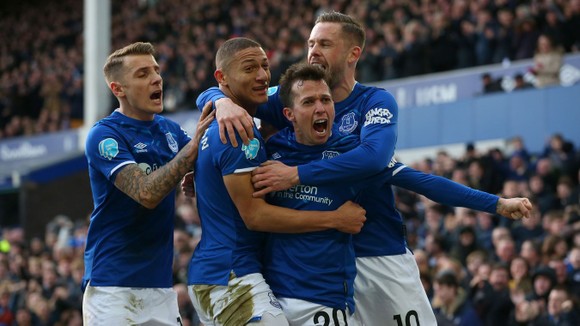 Richarlison tỏa sáng giúp Everton thắng Crystal Palace 3-1, bấm còi qua mặt Man United ảnh 4