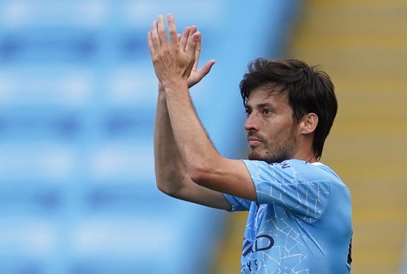De Bruyne muốn giành Champions League làm quà chia tay huyền thoại David Silva ảnh 1