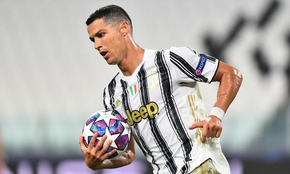 LĐBĐ CH Séc tuyên bố Ronaldo chưa phá kỷ lục ghi bàn của Josef Bican ảnh 1