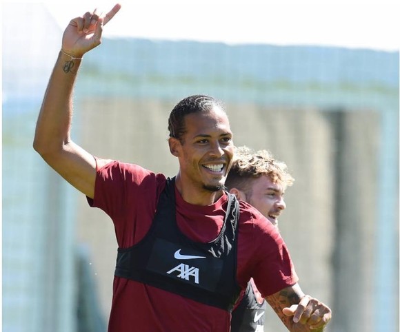Klopp tiết lộ ngày Van Dijk trở lại ảnh 1
