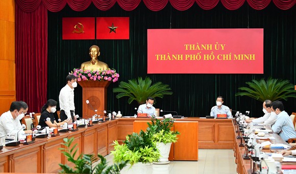 Bí thư Thành ủy TPHCM Nguyễn Văn Nên: Phải bám cơ sở, bám địa bàn, bám pháo đài để chống dịch ảnh 1