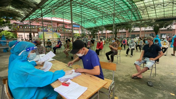 Bình Chánh thu hẹp “vùng đỏ”, mở rộng “vùng xanh” ảnh 3