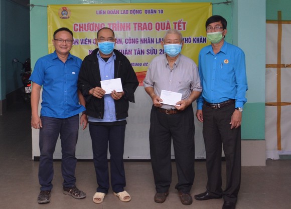 Nhiều hoạt động chăm lo đoàn viên công đoàn, công nhân lao động khó khăn ảnh 1