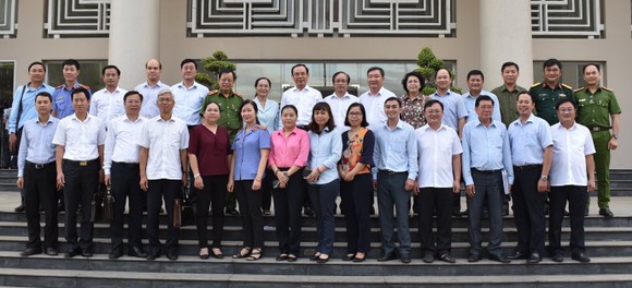 Bí thư Thành ủy TPHCM Nguyễn Văn Nên: Hạn chế tối đa thiệt thòi với cán bộ khi lập TP Thủ Đức ảnh 3