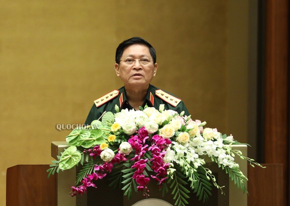 Bộ đội biên phòng kiểm tra phương tiện có dấu hiệu vi phạm pháp luật ở khu vực biên giới là phù hợp ảnh 3