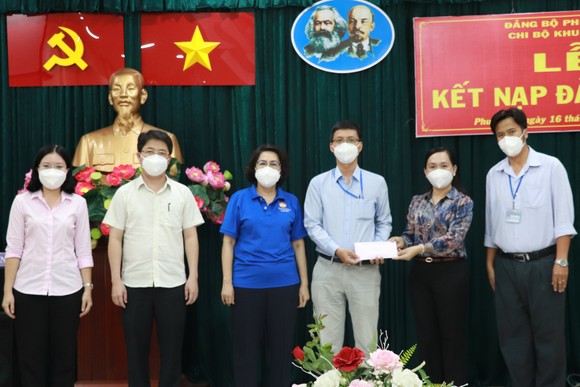 Tập trung tiêm vaccine cho người dân, mở rộng vùng xanh ảnh 3