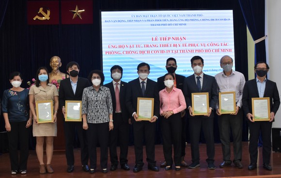 TPHCM tiếp nhận vật tư, trang thiết bị y tế hơn 368 tỷ đồng ảnh 3