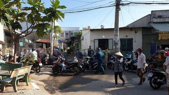 Vụ phóng hỏa đốt phòng trọ khiến 3 người tử vong: Camera ghi hình đối tượng châm lửa đốt ảnh 3