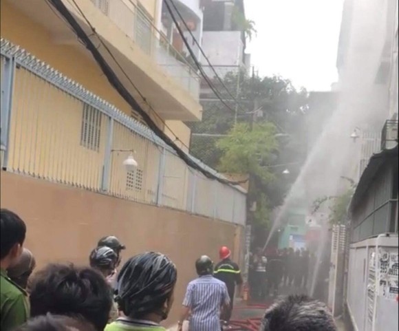 Vụ người phụ nữ chết trong căn nhà cháy với nhiều vết đâm trên người: Bắt giữ nghi can ảnh 2