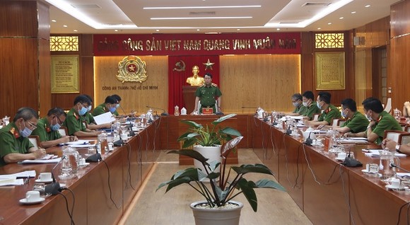 Thứ trưởng Bộ Công an Lê Quốc Hùng làm việc với Công an TPHCM về công tác PCCC&CNCH ảnh 1