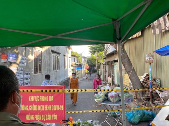 Phong tỏa tạm thời khu phố 4, phường Tăng Nhơn Phú A, TP Thủ Đức với 7.067 nhân khẩu ảnh 1