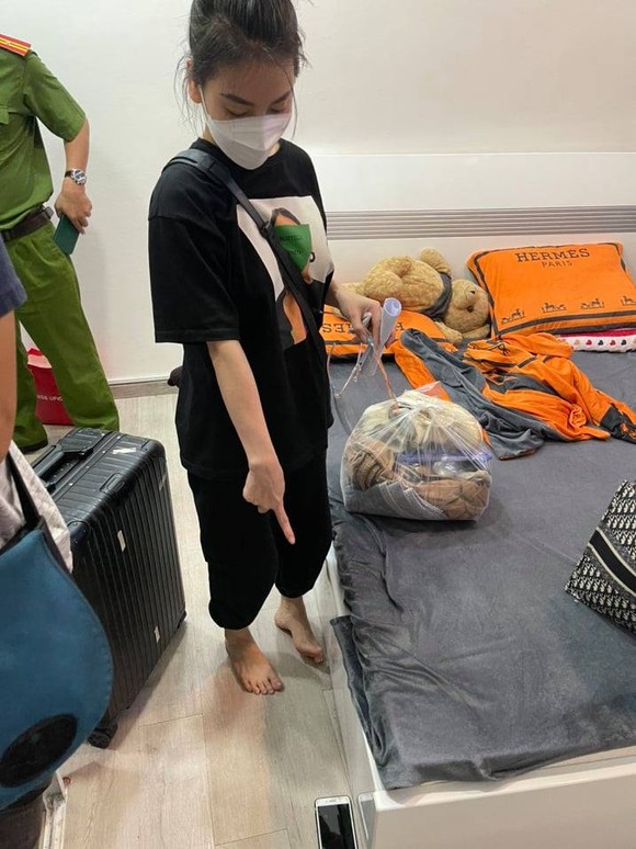 Mất hàng trăm triệu đồng vì đưa cô gái về nhà “tâm sự” trong mùa dịch Covid-19 ảnh 1