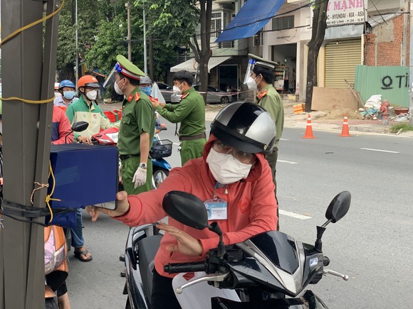 TPHCM lắp 100 camera quét mã 'di chuyển nội địa' ảnh 5