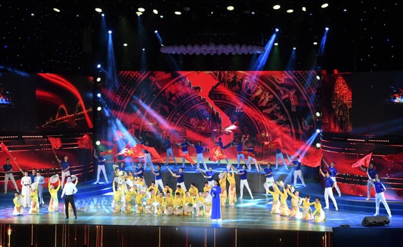 Kỷ niệm 90 năm thành lập, Đoàn Thanh niên đón nhận Huân chương Hồ Chí Minh ảnh 4