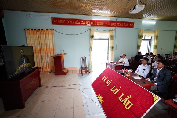 Băng hàng chục cây số đường rừng để học Nghị quyết của Đảng ảnh 6