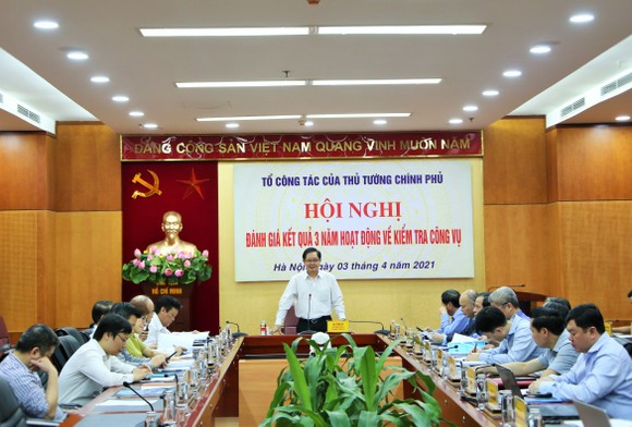 Hoạt động kiểm tra công vụ không phải 'bới lá tìm sâu' ảnh 1