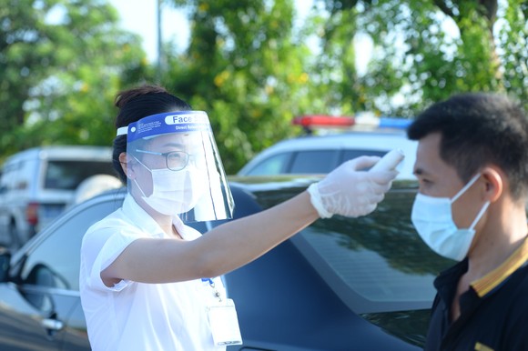 22 chốt kiểm soát dịch ở Hà Nội bắt đầu hoạt động, không xảy ra ùn ứ ảnh 4
